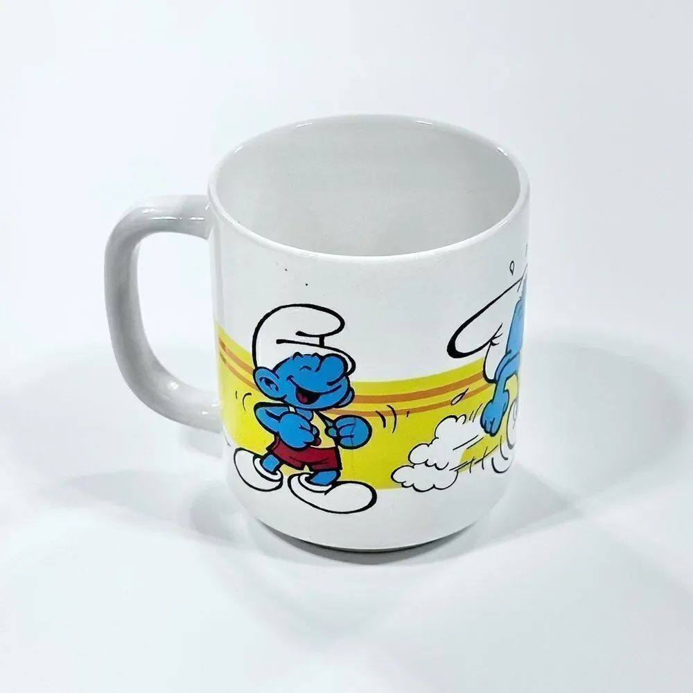 Smurf’s vintage running coffee ceramic mug